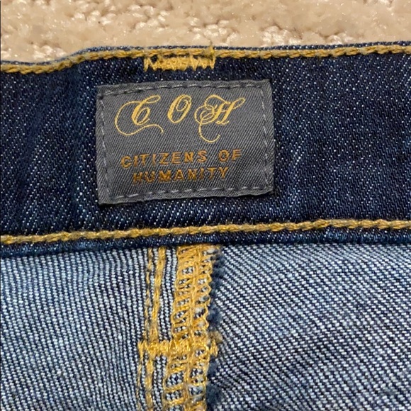 Jeans - Picture 2 of 3